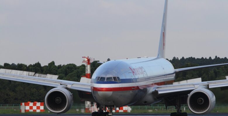 American Airlines withdraws service Philadelphia to Manchester Airport